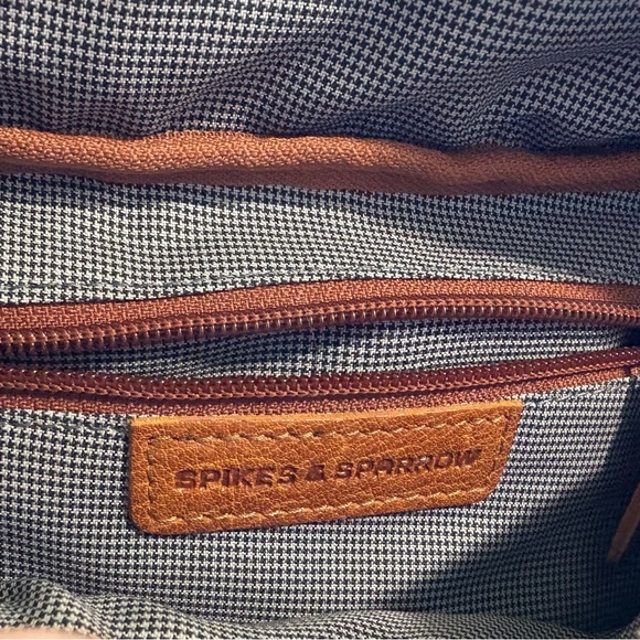 SPIKES & SPARROW Leather Waist Band Fanny Pack Crossbody - Picture 4 of 6